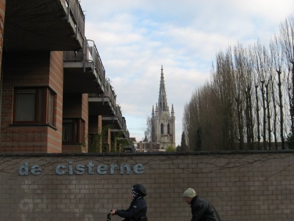 onder de toren Cisterne
